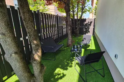 Jardin de l'établissement Studio 68 Proche Basel Home Cinéma & Confort