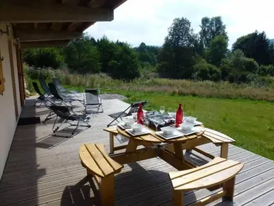 Jardin de l'établissement Chalet le Boulonnais, 10p avec sauna et balnéo