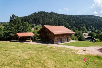 Paysage naturel près de le chalet