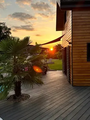 Lever ou coucher de soleil vu de la maison de vacances ou à proximité