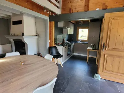 Cuisine ou kitchenette dans l'établissement Chalet Chez Marius