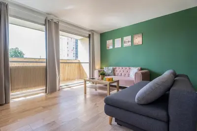 Coin salon dans l'établissement Studio Élégant sur Boulevard Mulhouse Centre
