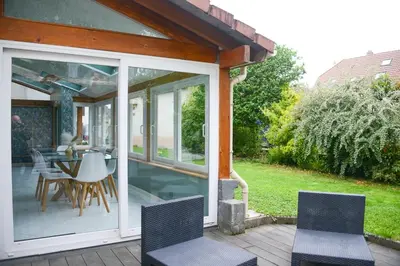 Jardin de l'établissement Le Clos du Bosmont, proche A36
