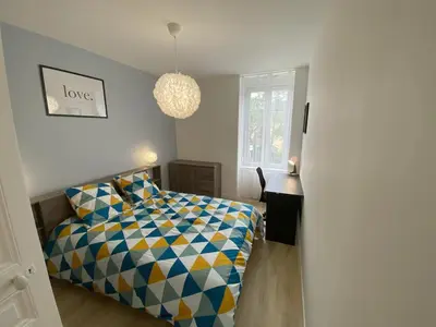 Un ou plusieurs lits dans un hébergement de l'établissement Logement Neuf Cosy avec Espaces Communs Premium 11