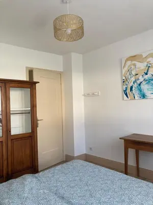 Un ou plusieurs lits dans un hébergement de l'établissement Maison Martin de ville de style 6 pers calme terrasse