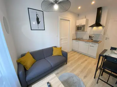 Cuisine ou kitchenette dans l'établissement Logement Neuf Cosy avec Espaces Communs Premium 03