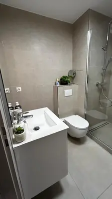 Salle de bains dans l'établissement T1 hyper centre Saint-Louis 