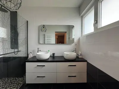 Plan de l'établissement Maison - piscine privée - 6 personnes - 20 min du centre à pied