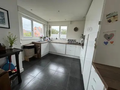 Cuisine ou kitchenette dans l'établissement Maison - piscine privée - 6 personnes - 20 min du centre à pied