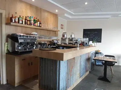 Cuisine ou kitchenette dans l'établissement Le commerce d'Ophelie