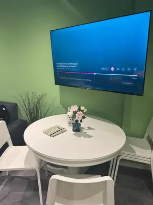 Télévision ou salle de divertissement dans l'établissement Le Moonhomepoly, proche centre ville et gare