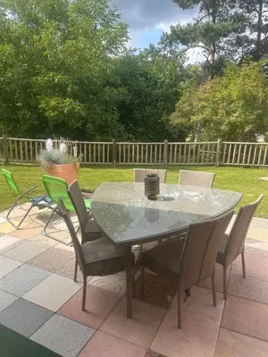 Balcon ou terrasse dans l'établissement Gîte Charme et Détente, Sauna, Spa,étang et Terrasse Privée