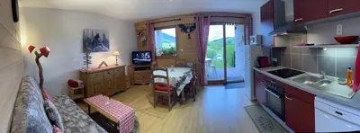 Cuisine ou kitchenette dans l'établissement PETIT LUTIN à 250 m du bord du lac de Gérardmer