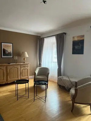 Coin salon dans l'établissement Maison dans le vignoble alsacien