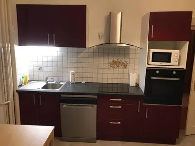 Cuisine ou kitchenette dans l'établissement Gîte de la Tour in Kaysersberg with Parking