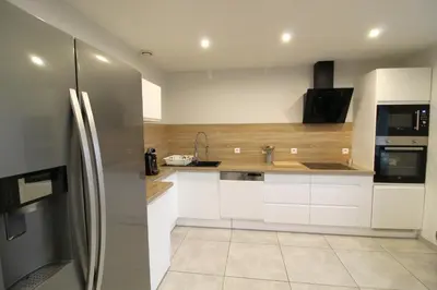 Cuisine ou kitchenette dans l'établissement Appartement à La Bresse, proche des lacs, pistes de ski et randonnées