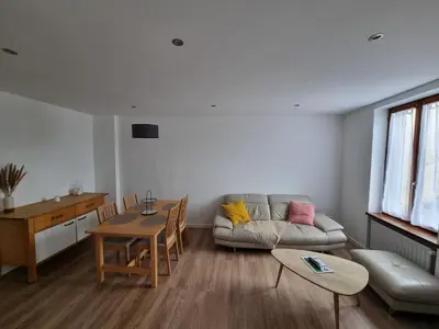 Coin salon dans l'établissement COLMAR Appartement 6 personnes parking privé JAB'S HOME 2