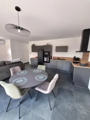 Cuisine ou kitchenette dans l'établissement Gîte Air'Zen
