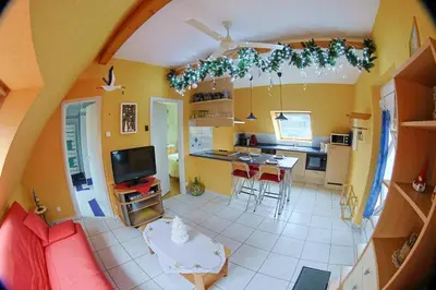 Cuisine ou kitchenette dans l'établissement Gite du Vignoble