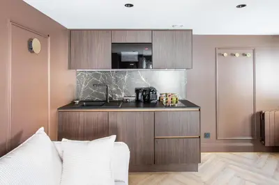 Cuisine ou kitchenette dans l'établissement Suite Choco Love and SPA