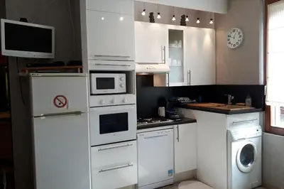 Cuisine ou kitchenette dans l'établissement Les Ecureuils
