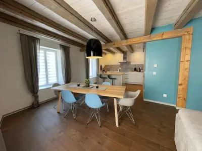 Cuisine ou kitchenette dans l'établissement Les Myrtilles