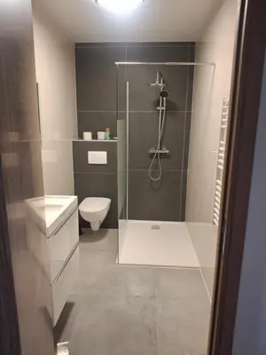 Salle de bains dans l'établissement Appartement T3 neuf