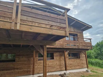 Balcon ou terrasse dans l'établissement Vosges, quiet four bedroom chalet, cinema, games room