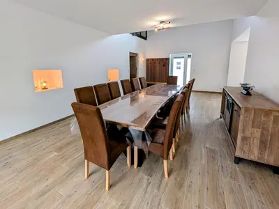 Coin salon dans l'établissement Gîte de charme dans Les Vosges du sud, parfait pour 14 personnes - FR-1-583-511