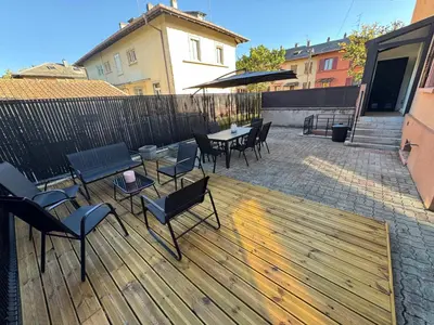 Balcon ou terrasse dans l'établissement Just In Colmar, maison complète avec parking privé