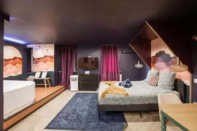 Plan de l'établissement Ultra Deluxe Studio, 1000 nuits, Parking sur Place