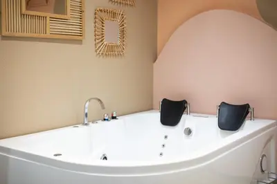 Plan de l'établissement Pink Desert Jacuzzi Studio, MULHOUSE CENTRE