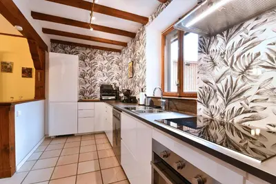 Cuisine ou kitchenette dans l'établissement Le BERG'KAY