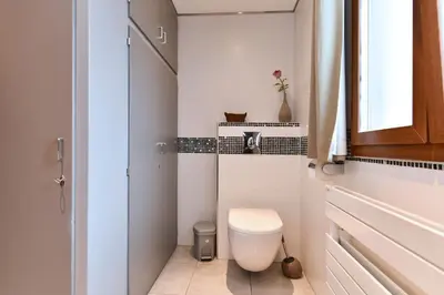 Salle de bains dans l'établissement Le BERG'KAY