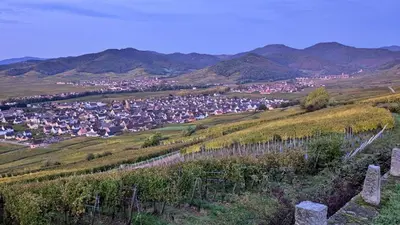 Vue générale sur la montagne ou vue sur la montagne depuis l'appartement