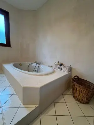 Salle de bains dans l'établissement Nouveau, gîte RDVosges 5 chambres, jardin, calme, proche GERARDMER