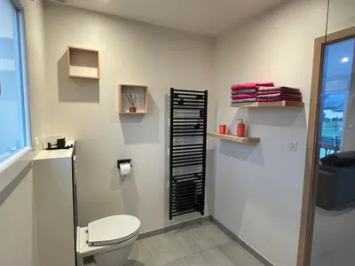 Salle de bains dans l'établissement Gîte Le Gros Chêne