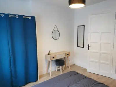Un ou plusieurs lits dans un hébergement de l'établissement Appartement nid douillet 3 étoiles au centre ville de la Bresse