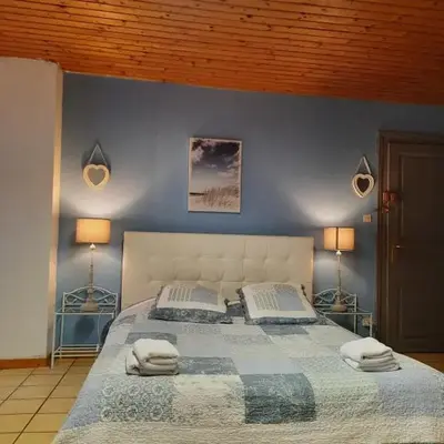 Romantic Studio Center
