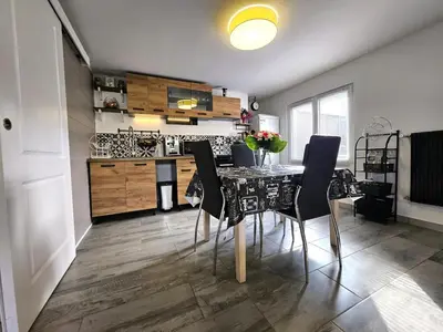 Cuisine ou kitchenette dans l'établissement Au veilleur de nuit - Parking privé- Turckheim