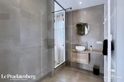 Salle de bains dans l'établissement Le Praelatenberg - La Maison des Vignerons