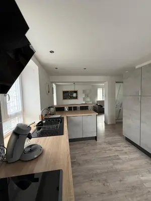 Cuisine ou kitchenette dans l'établissement Le Gîte des Vosges