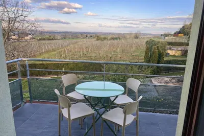 Balcon ou terrasse dans l'établissement Découvrez la route des vins et les marchés de Noël