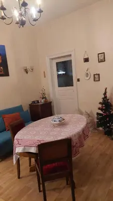 Coin salon dans l'établissement Maison Chez Grand-mère, Route des vins