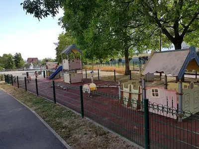 Aire de jeux pour enfants de l'établissement Maison Abbatucci