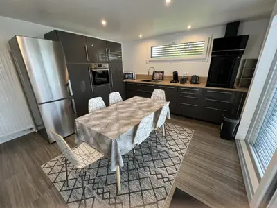Cuisine ou kitchenette dans l'établissement Chez Eliane