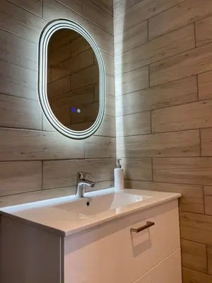 Salle de bains dans l'établissement Les nuits du Lion