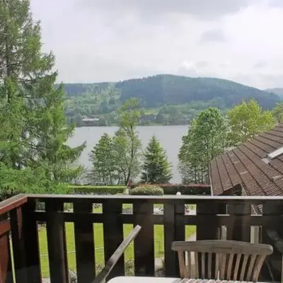 Appartement duplex avec vue sur le lac de Gérardme