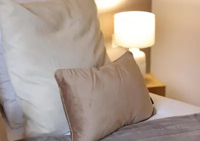 Un ou plusieurs lits dans un hébergement de l'établissement Moka - Élégant appartement 2 chambres à Colmar