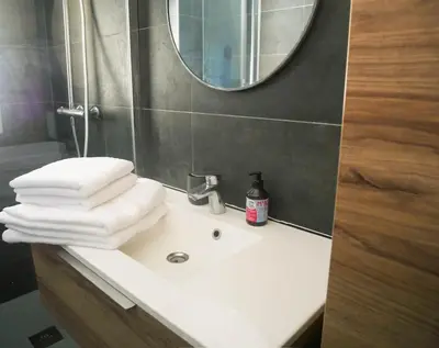 Salle de bains dans l'établissement Calme à la campagne, confort de la ville !